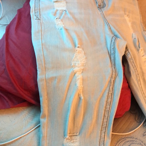 Rue21 High-Rise Roll Up Light Ripped Jeans - Picture 5 of 6